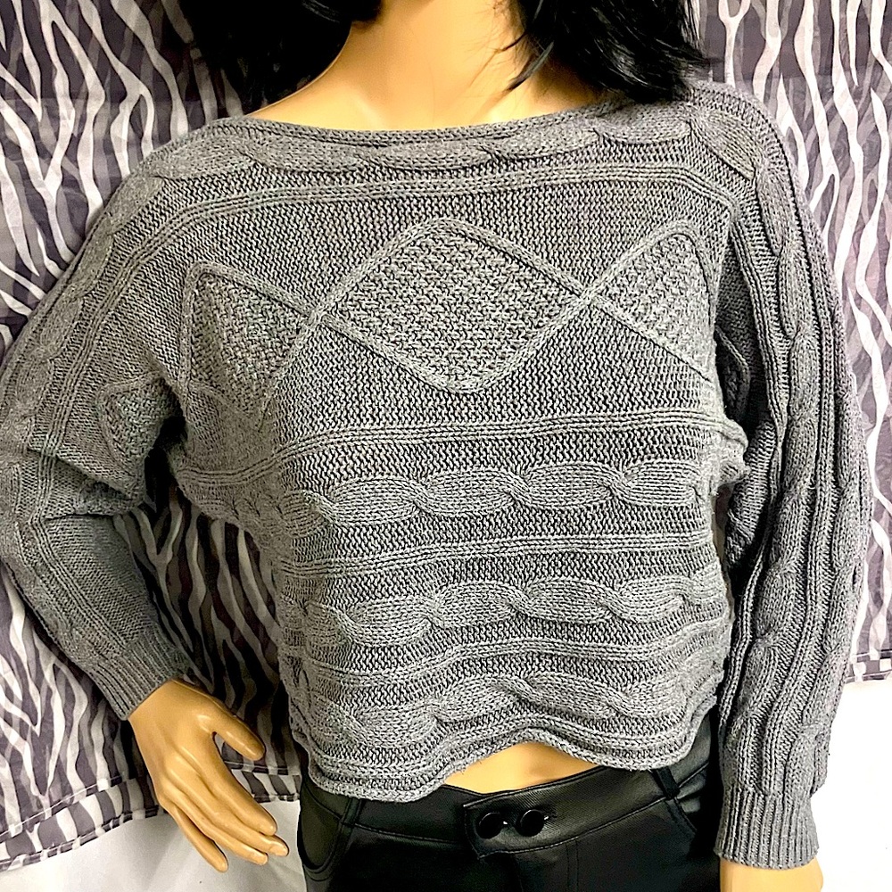 ‼️SOLD‼️ Vintage Y2K - Love H-81 Brand - Gray, Batwing, Boat Collar. Women’s Sm - Picture 1 of 8